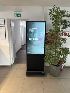 Case Study: 85 Backlit Standing Displays for a Shopping Mall Distributor in Croatia