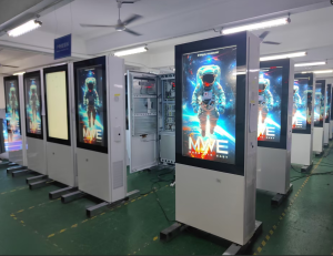 Case Study: 55-Inch Double-Sided Outdoor Touch Displays for Romania Bus Stations